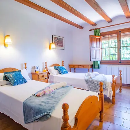 Rocky - Plusholidays Villa *