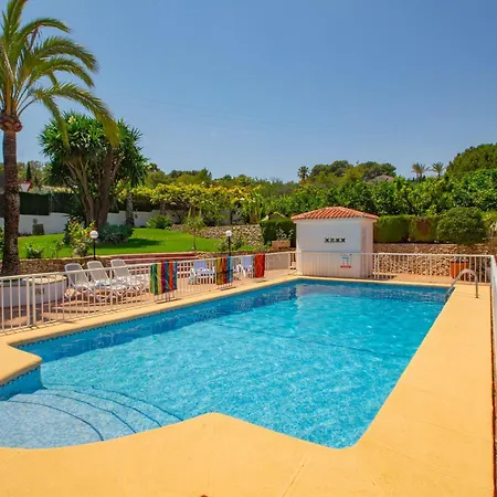 Rocky - Plusholidays Villa