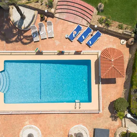 Villa Rocky - Plusholidays